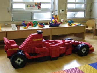 �~���[�W�A���J�t�F