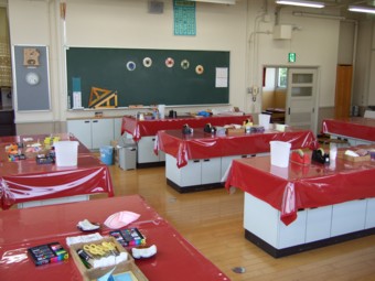 �~���[�W�A���J�t�F