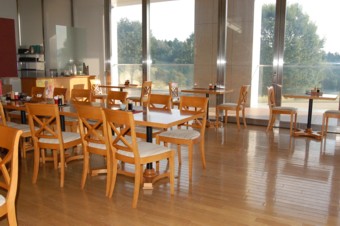 �\��̗�:�����ƌo���̃C�M���X���p�@��ꕗ�i
