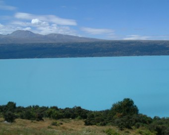 �o������������