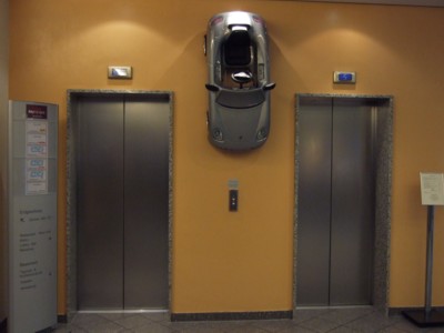 �z�e���̃G���x�[�^�[�e�ɂ��|���V�F�̃I�u�W�F��